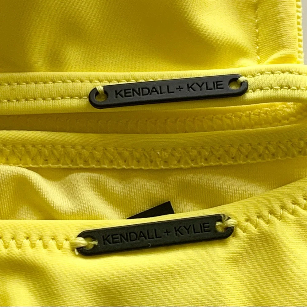 🌸New🌸 2pk Kendall + Kylie Swimwear Bikini Set Size M & XL NWT - Picture 4 of 10